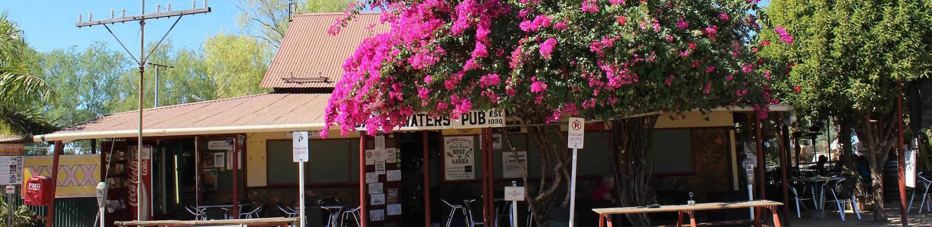 Daly Waters Pub – in the middle of nowhere