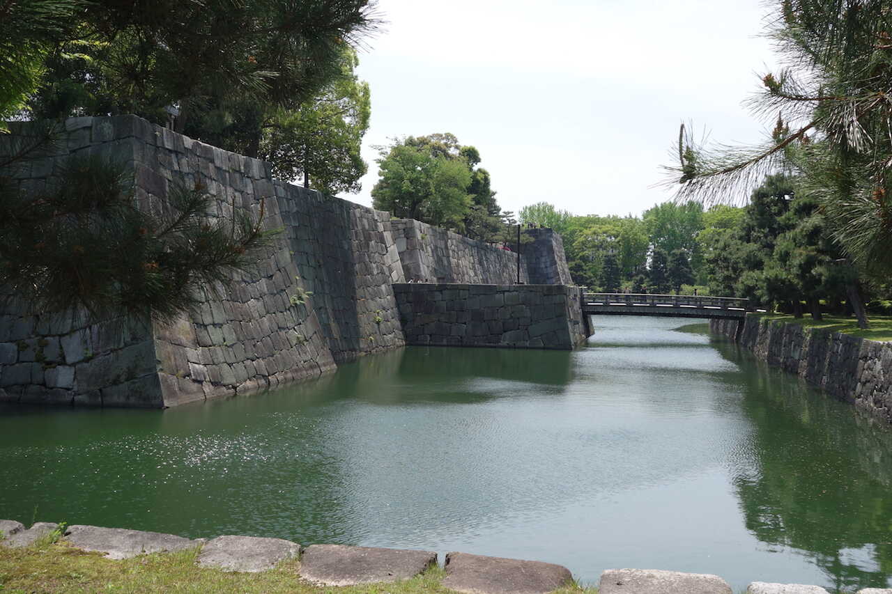 Murene rundt om Nijo Castel - Kyoto